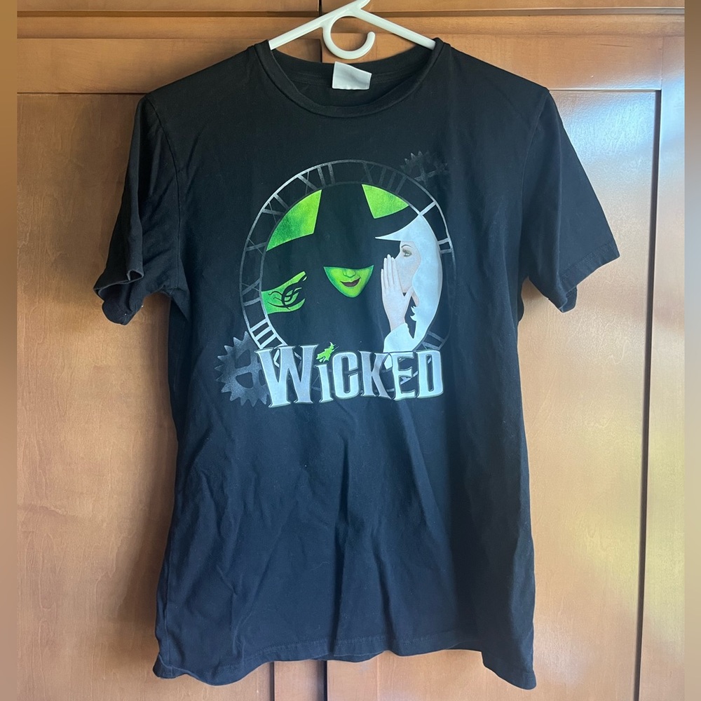 Official Wicked Short sleeve Tshirt Merchandise from original Broadway Show